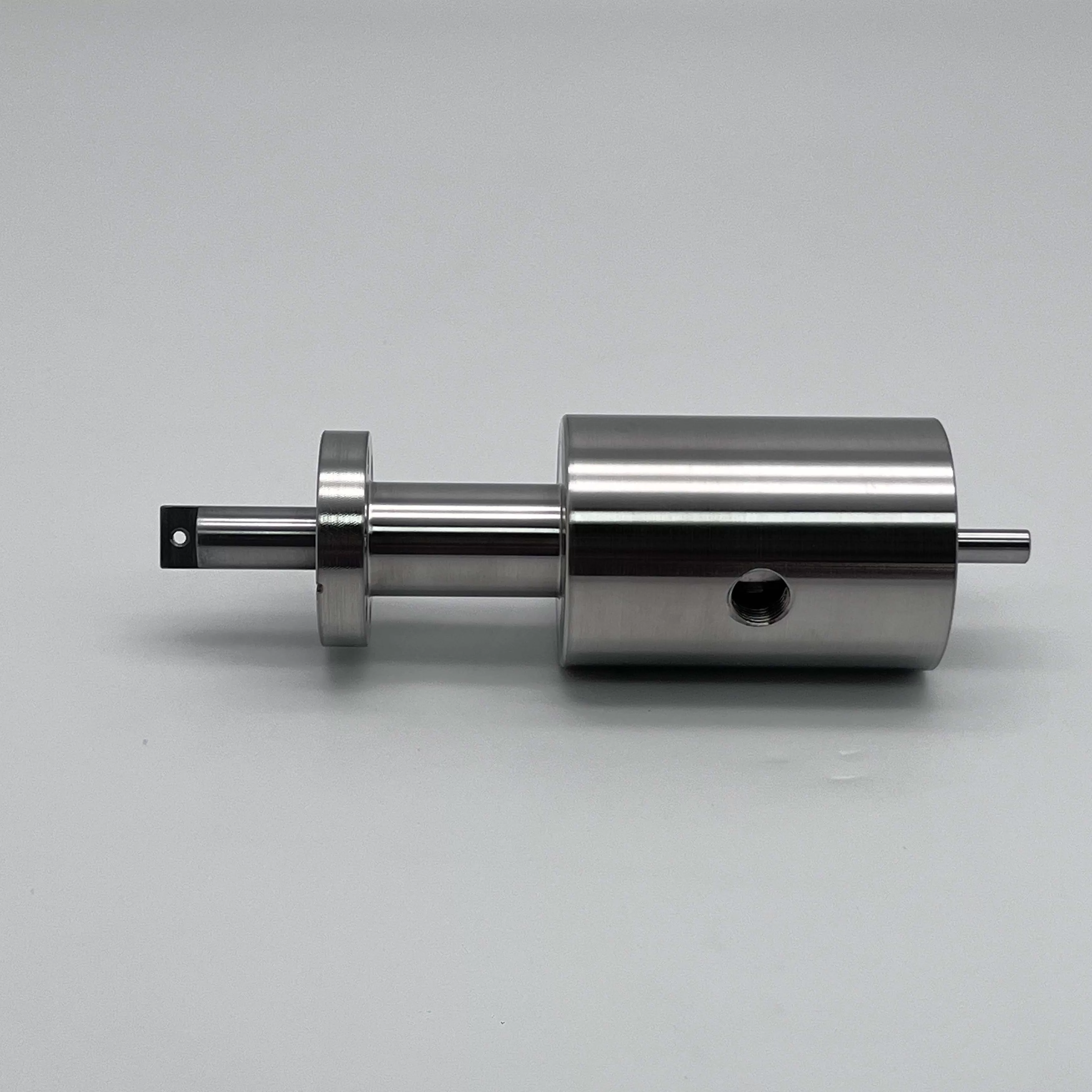 ISFG0375NNC01C 法兰安装式实心轴密封装置