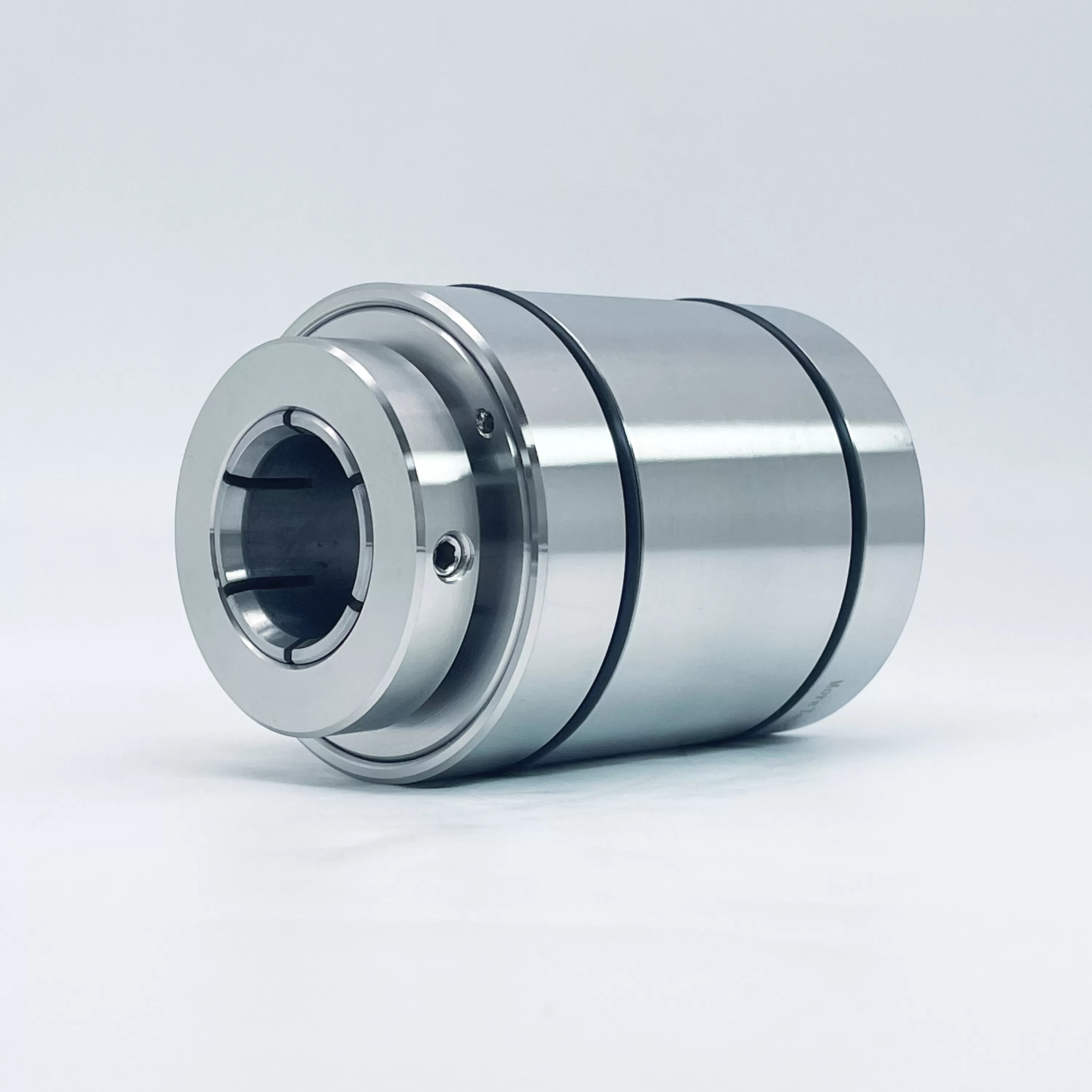 IHTB​​3000CNC02 螺纹安装式实心轴密封装置